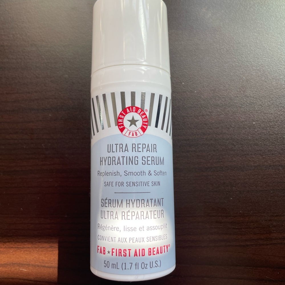 first aid beauty ultra repair hydrating serum